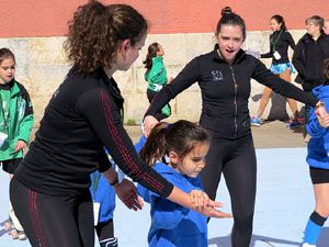 IV Jornada de l'Esport Femení 2016 a la plaça Salvador Espriu, la de Francesc Calvet i Rubalcaba, i el riu Onyar