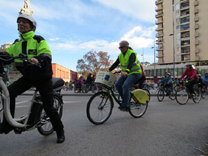 Bicicletada de Reis organitzada pel col&middot;lectiu Moute en bici