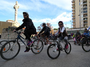 Bicicletada de Reis organitzada pel col&middot;lectiu Moute en bici