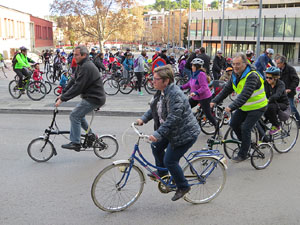 Bicicletada de Reis organitzada pel col&middot;lectiu Moute en bici