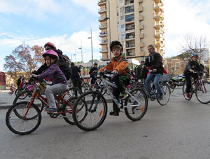 Bicicletada de Reis organitzada pel col&middot;lectiu Moute en bici