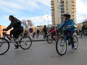 Bicicletada de Reis organitzada pel col&middot;lectiu Moute en bici