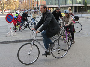 Bicicletada de Reis organitzada pel col&middot;lectiu Moute en bici