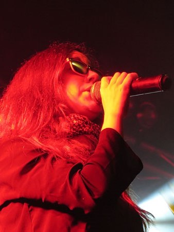 Actuaci&oacute; d'Afrochi Guawa a la pla&ccedil;a dels Ap&ograve;stols