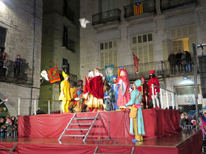 La Cavalcada de Reis 2016. Arribada a la plaça del Vi i rebuda de l'alcalde