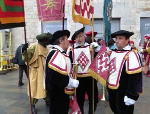 La Cavalcada de Reis 2016. La precavalcada pels carrers de Girona