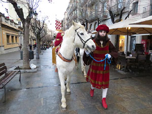 La Cavalcada de Reis 2016. La precavalcada pels carrers de Girona