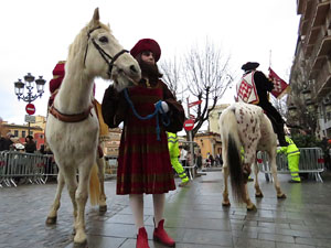La Cavalcada de Reis 2016. La precavalcada pels carrers de Girona