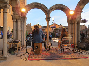 Nit dels Museus 2016. Museu d'Història de Girona. Actuació, d'Emma Youth