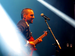 Sant Jordi 2016 a Girona. Concert de Sant Jordi amb Celtas Cortos, Blaumut i Teràpia de Shock