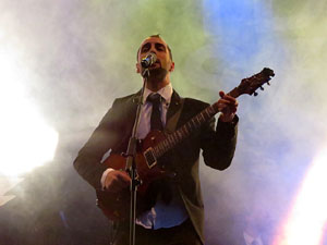 Sant Jordi 2016 a Girona. Concert de Sant Jordi amb Celtas Cortos, Blaumut i Teràpia de Shock