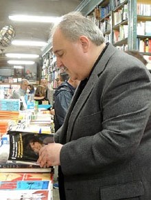 Sant Jordi 2016 a la Llibreria Geli. Signatures de llibres