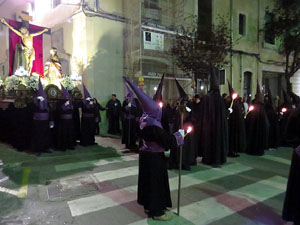 Setmana Santa 2016 a Girona. Process&oacute; del Sant Enterrament