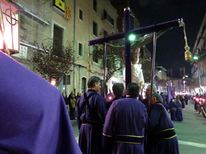 Setmana Santa 2016 a Girona. Process&oacute; del Sant Enterrament