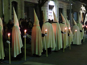 Setmana Santa 2016 a Girona. Process&oacute; del Sant Enterrament