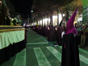 Setmana Santa 2016 a Girona. Process&oacute; del Sant Enterrament