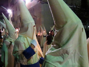 Setmana Santa 2016 a Girona. Process&oacute; del Sant Enterrament