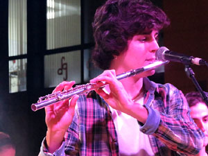 Festival Strenes 2016. Concurs INTRO. Actuaci&oacute; del grup Xakras