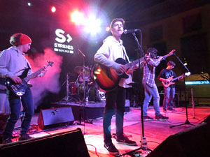 Festival Strenes 2016. Concurs INTRO. Actuaci&oacute; del grup Xakras