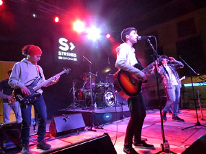 Festival Strenes 2016. Concurs INTRO. Actuaci&oacute; del grup Xakras