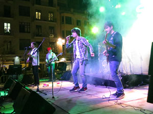 Festival Strenes 2016. Concurs INTRO. Actuaci&oacute; del grup Xakras