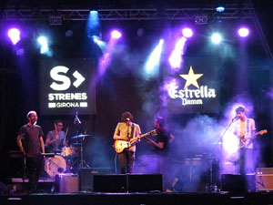 Festival Strenes 2016. Escenari de la pla&ccedil;a de Sant Feliu. Actuaci&oacute; de Joan Colomo