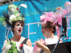 Temps de Flors 2016. Dia Europeu de l'&Ograve;pera 2016 a la pla&ccedil;a del Vi de Girona