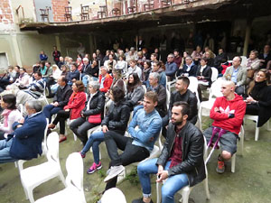 Temps de Flors 2016. Presentaci&oacute; del llibre de Lara Pujol