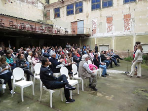 Temps de Flors 2016. Presentaci&oacute; del llibre de Lara Pujol