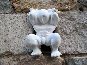 Temps de Flors 2016. Diversos espais al voltant de la Catedral: pati del Museu d'Art, la Font de la Pera, els Jardins de la Francesa, el carrer de Ferran el cat&ograve;lic