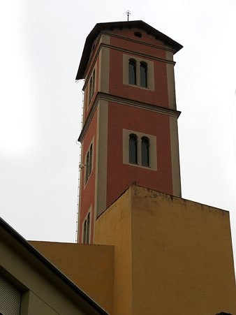 La Torre de les Aigües en el seu estat actual, des del carrer del Perill