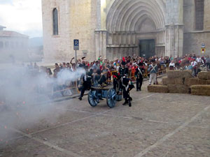 VIII Festa Reviu els Setges Napole&ograve;nics de Girona. Escena 5. La Pla&ccedil;a dels Ap&ograve;stols