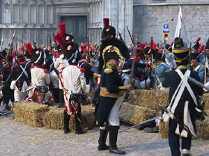 VIII Festa Reviu els Setges Napole&ograve;nics de Girona. Escena 5. La Pla&ccedil;a dels Ap&ograve;stols