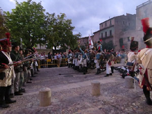 VIII Festa Reviu els Setges Napole&ograve;nics de Girona. Escena 6. La Pla&ccedil;a de Sant Dom&egrave;nec