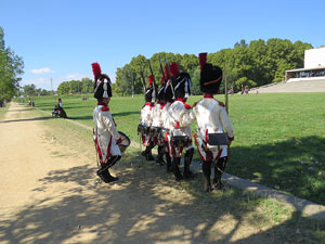 VIII Festa Reviu els Setges Napole&ograve;nics de Girona. Campament al Parc de les Ribes del Ter