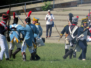VIII Festa Reviu els Setges Napole&ograve;nics de Girona. Recreaci&oacute; d'una batalla al Parc de les Ribes del Ter
