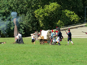 VIII Festa Reviu els Setges Napole&ograve;nics de Girona. Recreaci&oacute; d'una batalla al Parc de les Ribes del Ter