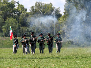 VIII Festa Reviu els Setges Napole&ograve;nics de Girona. Recreaci&oacute; d'una batalla al Parc de les Ribes del Ter