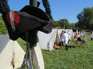 VIII Festa Reviu els Setges Napole&ograve;nics de Girona. Campament al Parc de les Ribes del Ter