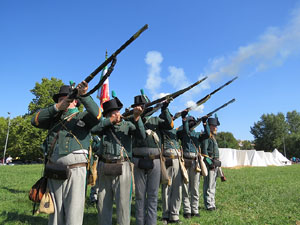 VIII Festa Reviu els Setges Napole&ograve;nics de Girona. Campament al Parc de les Ribes del Ter