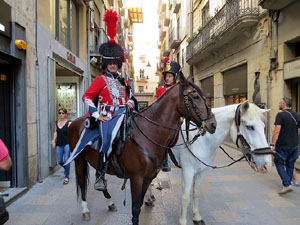 VIII Festa Reviu els Setges Napole&ograve;nics de Girona. Desfilada pels carrers del Barri Vell