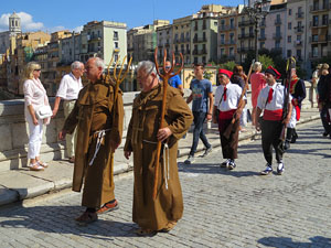 VIII Festa Reviu els Setges Napole&ograve;nics de Girona. Desfilada pels carrers del Barri Vell