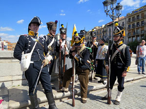 VIII Festa Reviu els Setges Napole&ograve;nics de Girona. Desfilada pels carrers del Barri Vell