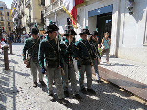 VIII Festa Reviu els Setges Napole&ograve;nics de Girona. Desfilada pels carrers del Barri Vell
