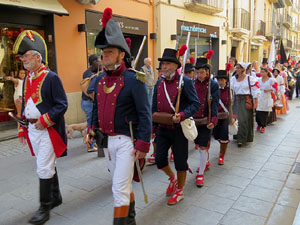 VIII Festa Reviu els Setges Napole&ograve;nics de Girona. Desfilada pels carrers del Barri Vell