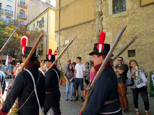 VIII Festa Reviu els Setges Napole&ograve;nics de Girona. Desfilada pels carrers del Barri Vell