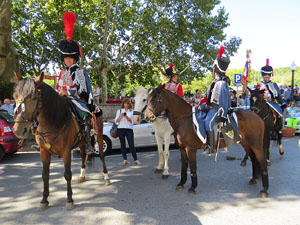 VIII Festa Reviu els Setges Napole&ograve;nics de Girona. Desfilada pels carrers del Barri Vell