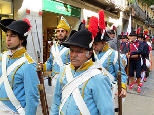 VIII Festa Reviu els Setges Napole&ograve;nics de Girona. Desfilada pels carrers del Barri Vell