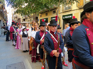 VIII Festa Reviu els Setges Napole&ograve;nics de Girona. Desfilada pels carrers del Barri Vell