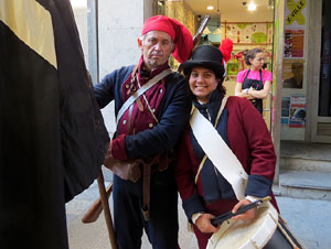 VIII Festa Reviu els Setges Napole&ograve;nics de Girona. Desfilada pels carrers del Barri Vell